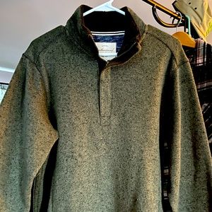 Mens pullover